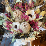 Sweet Chic アネモネ&バンクシア　シャンペトルbouquet