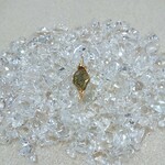 小さなモルダバイトのカケラチャーム♪