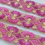 インド刺繍リボンᢂ インド刺繍/インドリボン/刺繍リボン/刺繍/リボン/シルクリボン/シルク/トリム/ブレード/ジャガード/ジャガードリボン/チロリアンテープ/レース/チュール/インド/チュールレース