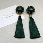 green×green　W縁取り刺繍&タッセルピアス/イヤリング