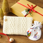 アラン模様のフラットポーチとノーム柄ミニ巾着　ギフトセット　クリスマスコフレ