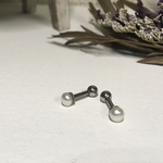 淡水パールの軟骨ピアス