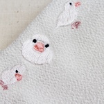 白文鳥の刺繍半襟