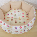 ［完成品］すっぽりペットベッド　Ｍサイズ【マカロンクリーム】