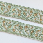インド刺繍リボンᢂ インド刺繍/インドリボン/刺繍リボン/刺繍/リボン/シルクリボン/シルク/トリム/ブレード/ジャガード/ジャガードリボン/チロリアンテープ/レース/チュール/インド/チュールレース