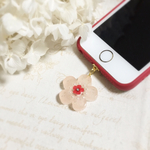 【受注制作】お花のかたちの充電口アクセサリー