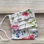 【再8販】プリーツマスク　ボタニカル花柄　オフホワイト　ノーズワイヤー、フィルターポケット付きマスク　不織布マスクカバー