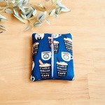 ポケットティッシュケース♡カフェ風シロクマさん柄 ブルー