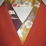【新品】正絹半衿（金彩蝶とかたばみ）