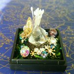 鉱物標本～煌きのフローライトブルー～
