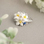 【マスクにも】ゆりのブローチ ~四季彩~ ＊つまみ細工＊