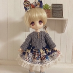 オビツ11用 リボン付きワンピースセット(ニット×リバティ紺)
