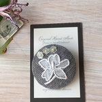 スミレ*フランス＊アンティーク手刺繍レース*ブローチ*