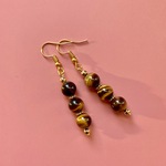 【ピアスサンプルセール中】3玉のタイガーアイ フックピアス パワーストーン　8mm　イヤリング、樹脂フック変更可　(ゴールド) /ﾊﾟﾜｰｽﾄｰﾝ/ﾋﾟｱｽ