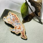 Wolf -Wood brooch 02
