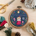 [受注生産]クリスマスブーツネコちゃん手刺繍フープ