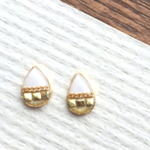 しずく ホワイト×ゴールド  チェーン イヤリング（ピアス）