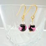 限定品・再・・深桜ピンクのガラス玉ステンレスピアス＆イヤリング