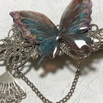 偏光　アンティークカラー　レジンの蝶々ヘアクリップ