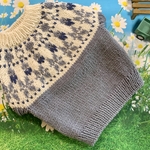 ブルーグレーのロピーセーター（胴まわり42cm）