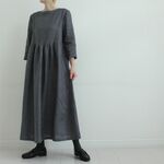 リネン100％ギャザー切り替えワンピース　グレー