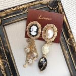 アンティーク風アシメピアス／イヤリング