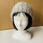 ネップが素敵なアラン模様のゆったり帽子