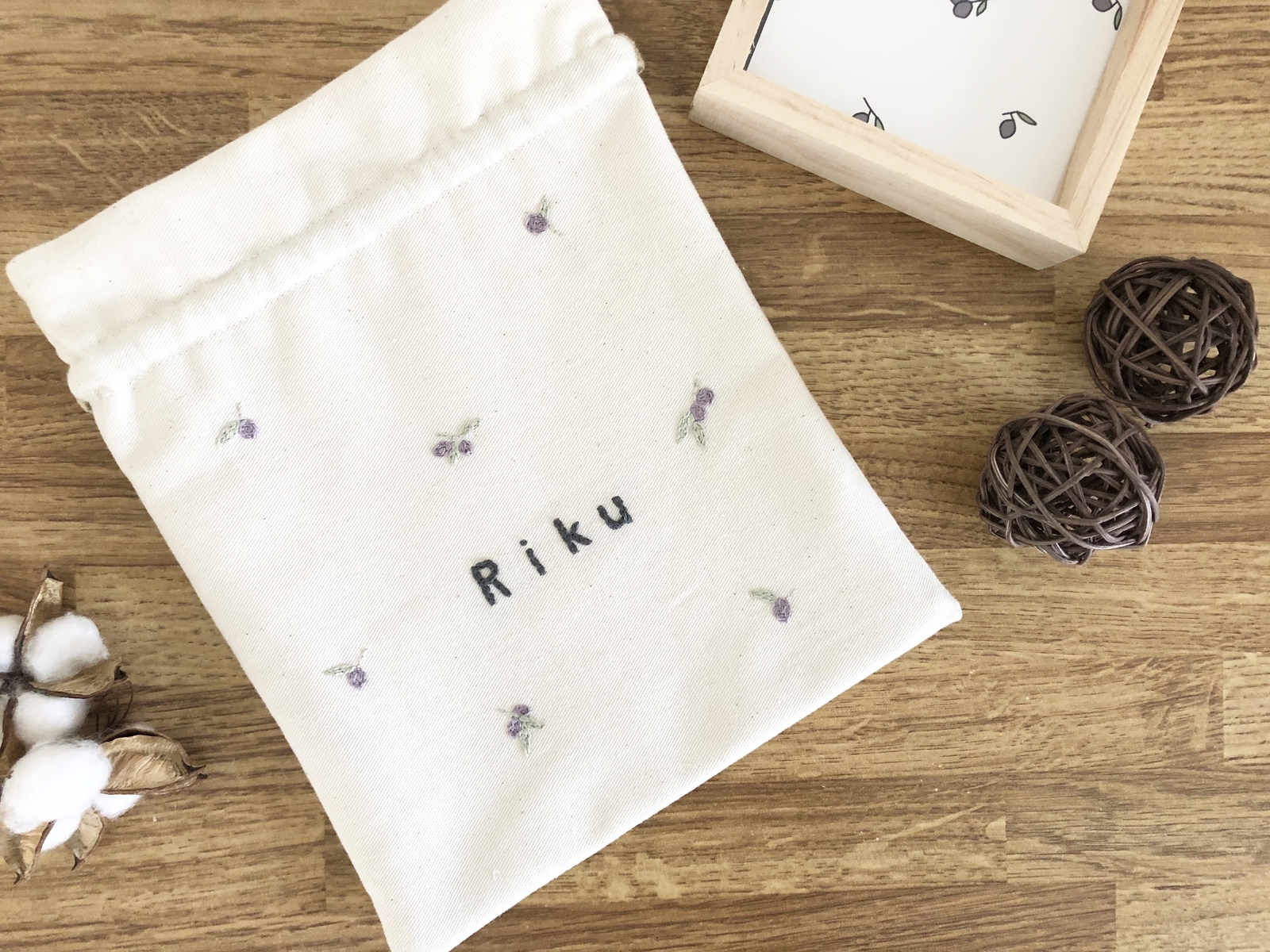 Sale! ❁ハンドメイド❁ White Linenアップリケ巾着3 Sale! ❁ハンドメイド❁ White Linenアップリケ巾着3