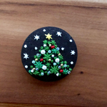 ビーズ刺繍 クリスマスツリー（ヘアゴム/ブローチ）