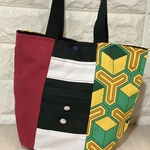 【新作】♡亀甲模様/トートバッグ/エコバッグ/エコバック/小さめトート/お出かけトート/軽量/和柄/着物柄/幾何学/個性派/個性/大正ロマン/便利バッグ/鞄/習い事/小学生/