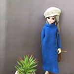 リカちゃん　服　ハイネックのニットワンピース　ブルー