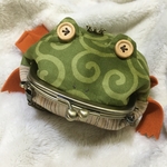カエルちゃんがまぐち　スマホポーチ