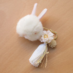 和のふんわりブローチ＊純白うさぎ