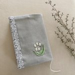 スズラン  手刺繍のブックカバー