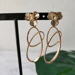 フラワーダブルサークルピアス