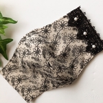＊高級花柄チュールレース刺繍立体マスク＊黒