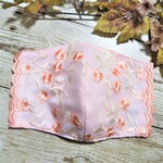 立体マスク　布マスク　大人用　大人可愛い　刺繍レース　小花オレンジ　大きめ 