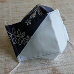 ☆ハンドメイド Handmade☆ 立体マスク 西村大臣風　綿　花柄 ダブルガーゼ 日本製　立体的で、布と口が触れにくい構造です♪☆♪　