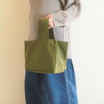 【40%OFF】 sippo /たっぷりマチの帆布バッグ  / カーキ