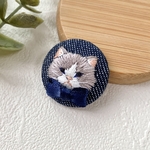 ネコの刺繍ヘアゴム　ラグドール  くるみボタン　ブローチ対応可
