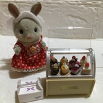 ミニチュア⭐︎ケーキセット⭐︎ショーケース ベージュ⭐︎ブライス  リカちゃん シルバニア ⭐︎ワチコ⭐︎watico