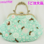 ｢abi4040様のご注文品」☆気持ち華やぐ☆がま口バッグ（特大！）（黒ネコとブルー♡）