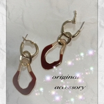 トリプルフープピアス