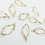 【再再入荷】 細長 ひねりチャーム∞ゴールド　4個入