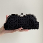 ぷっくり刺繍　ブラック　めがねケース がま口 　メガネ 