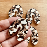 レオパード　ヒョウ柄　ブラウン　アクリル　パーツ　チャーム　4個 
