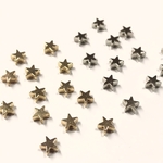 【2色セット  各色30個　合計60pcs】6mm  CCBアクリルビーズ　星 スター ゴールド＆シルバー