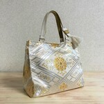 8943896様専用★帯から作った四角いバッグ／上品な菊文と梅文／ハンドバッグ／ミニバッグ／プチバッグ／帯リメイク／94