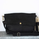 【再販】バッファロー・レザー・ヌバック・Black☆ショルダーバック