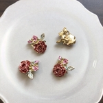 【薔薇チャーム】バラ　薔薇　3D アンティーク調　フラワーコネクター　2穴あり　約16×15mm  4個入り